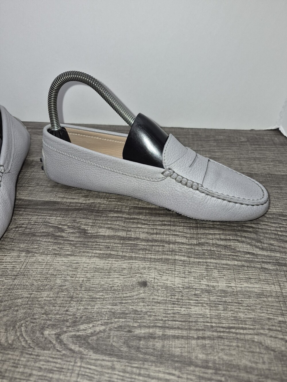 Tod’s Gommino Driving Loafers Made In Italy Leather Women’s Size 37.5EU 7.5 US - Picture 3 of 9